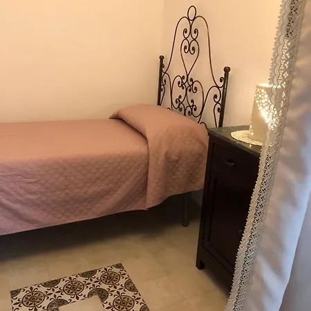 Affittacamere Trullo Marncòl 2*